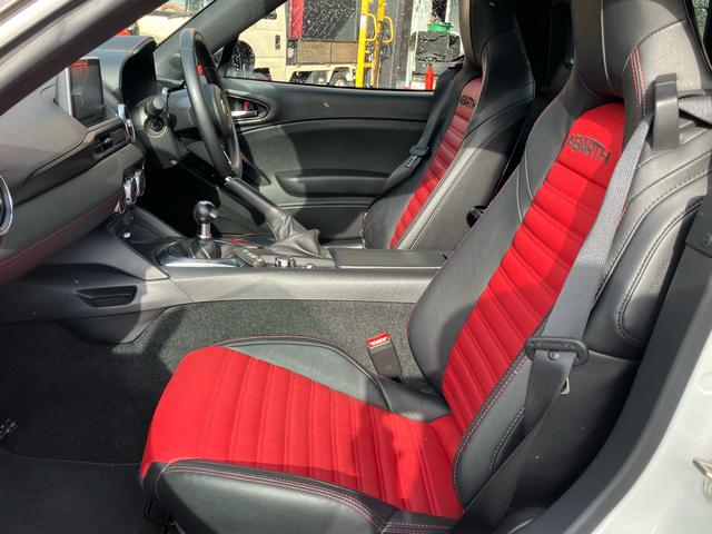 アバルト124 スパイダー ベースグレード 社外マフラー 社外足回り ナビ TV DVD再生 バックカメラ 6速MT シートヒーター 17インチアルミ クルーズコントロール ETC(13枚目)