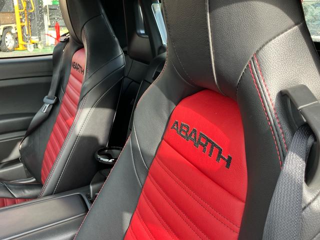 アバルト124 スパイダー ベースグレード 社外マフラー 社外足回り ナビ TV DVD再生 バックカメラ 6速MT シートヒーター 17インチアルミ クルーズコントロール ETC(14枚目)