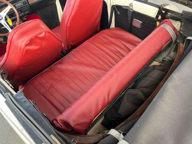 ビートル カブリオレ 車検9年5月 新品シートカバー 新品フロアーマット オープンカー(17枚目)