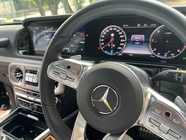 Gクラス G400d Gマヌファクトゥーアプログラム ワンオーナー車 業者オークション評価5点 ドライブレコーダー クリアランスソナー オートクルーズコントロール パワーシート(5枚目)