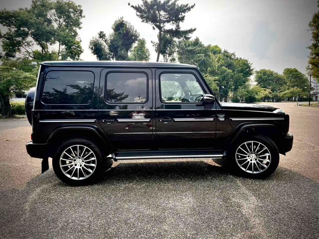 Gクラス G400d Gマヌファクトゥーアプログラム ワンオーナー車 業者オークション評価5点 ドライブレコーダー クリアランスソナー オートクルーズコントロール パワーシート(19枚目)