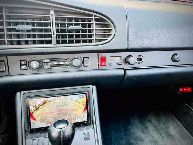 ９６８ 　ディーラー車　車庫保管　走行５００００Ｋｍ　左ハンドル　バックカメラ　ＡＴ　アルミホイール　エアコン　パワーウィンドウ　運転席エアバッグ（18枚目）