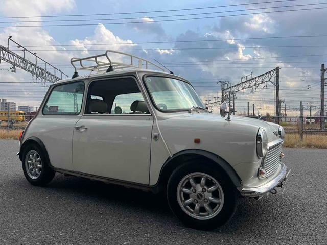 ＭＩＮＩ 　４速ミッション　車検８年１１月　アルミホイール　革シート　ＭＴ　ＣＤ　エアコン　運転席エアバッグ（33枚目）