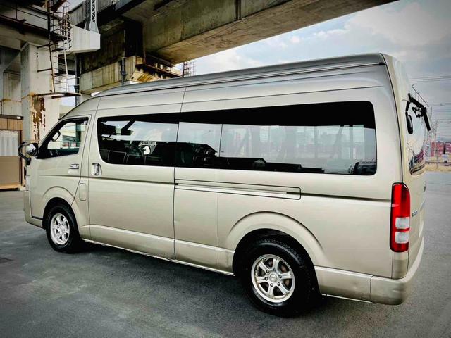 ハイエースワゴン グランドキャビン 新品ベットキット 10人乗り ドライブレコーダー ETC 電動スライドドア キーレスエントリー 電動格納ミラー 後席モニター AT アルミホイール CD 100V電源 盗難防止システム(39枚目)