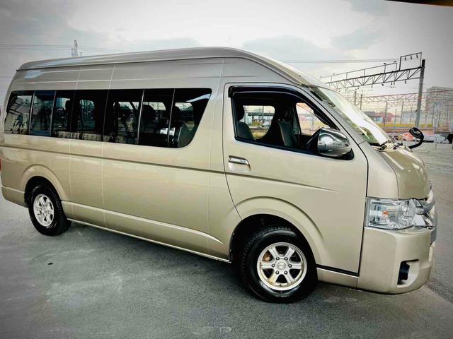 ハイエースワゴン グランドキャビン 新品ベットキット 10人乗り ドライブレコーダー ETC 電動スライドドア キーレスエントリー 電動格納ミラー 後席モニター AT アルミホイール CD 100V電源 盗難防止システム(44枚目)