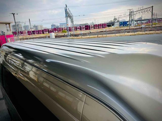 ハイエースワゴン グランドキャビン 新品ベットキット 10人乗り ドライブレコーダー ETC 電動スライドドア キーレスエントリー 電動格納ミラー 後席モニター AT アルミホイール CD 100V電源 盗難防止システム(46枚目)