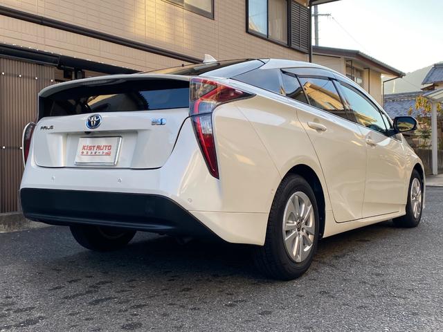 プリウス Ｓセーフティプラス　ワンオーナー／フルセグナビ／バックモニター／ＥＴＣ／トヨタセーフティセンス／ＩＣＳ／ＨＵＤ／ＬＥＤライト＆ＬＥＤフォグ／記録簿／禁煙車（5枚目）