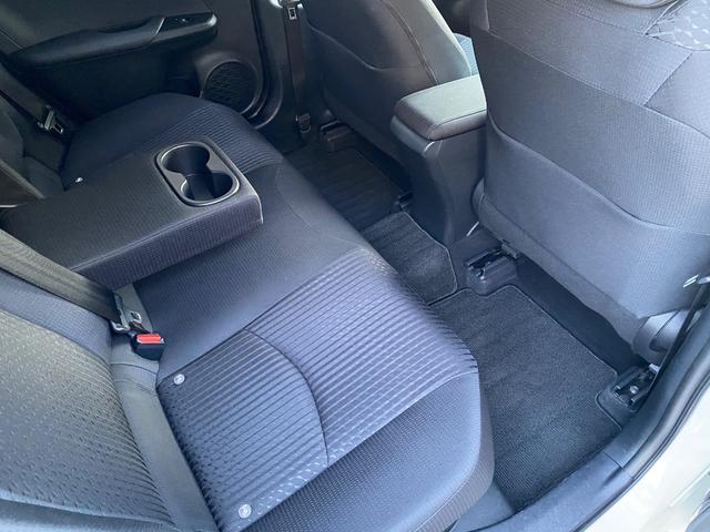 プリウス Ｓセーフティプラス　ワンオーナー／フルセグナビ／バックモニター／ＥＴＣ／トヨタセーフティセンス／ＩＣＳ／ＨＵＤ／ＬＥＤライト＆ＬＥＤフォグ／記録簿／禁煙車（39枚目）