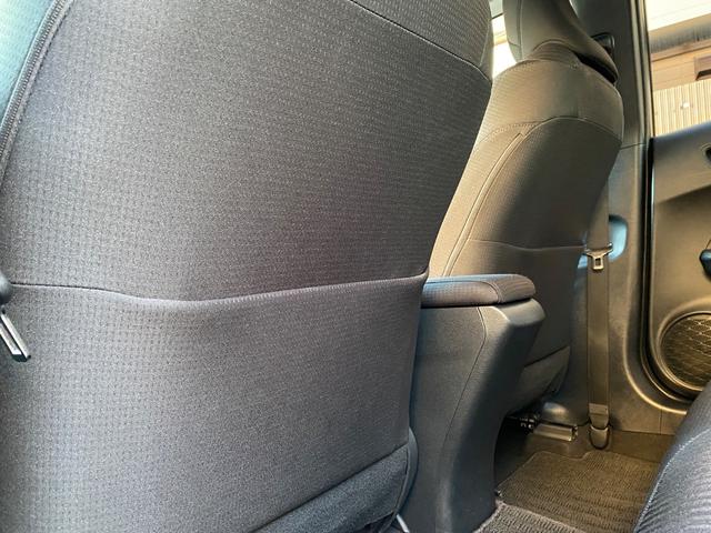 プリウス Ｓセーフティプラス　ワンオーナー／フルセグナビ／バックモニター／ＥＴＣ／トヨタセーフティセンス／ＩＣＳ／ＨＵＤ／ＬＥＤライト＆ＬＥＤフォグ／記録簿／禁煙車（43枚目）