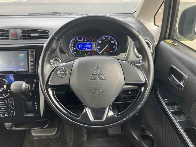 eKカスタム Tセーフティパッケージ ターボ バックカメラ メモリー地デジナビ 衝突被害軽減システム オートマチックハイビーム オートライト HID スマートキー アイドリングストップ 電動格納ミラー シートヒーター(3枚目)