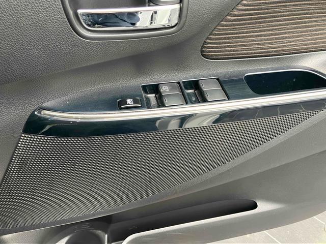 eKカスタム Tセーフティパッケージ ターボ バックカメラ メモリー地デジナビ 衝突被害軽減システム オートマチックハイビーム オートライト HID スマートキー アイドリングストップ 電動格納ミラー シートヒーター(9枚目)