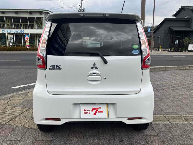 eKカスタム Tセーフティパッケージ ターボ バックカメラ メモリー地デジナビ 衝突被害軽減システム オートマチックハイビーム オートライト HID スマートキー アイドリングストップ 電動格納ミラー シートヒーター(17枚目)