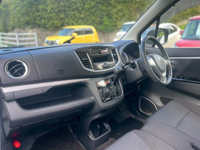 ワゴンRスティングレー X HID スマートキー アイドリングストップ ベンチシート CVT 盗難防止システム ABS アルミホイール 衝突安全ボディ エアコン(7枚目)