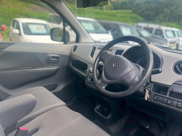 ワゴンR FX キーレスエントリー アイドリングストップ シートヒーター ベンチシート CVT 盗難防止システム ABS CD アルミホイール 衝突安全ボディ エアコン パワーステアリング パワーウィンドウ(4枚目)
