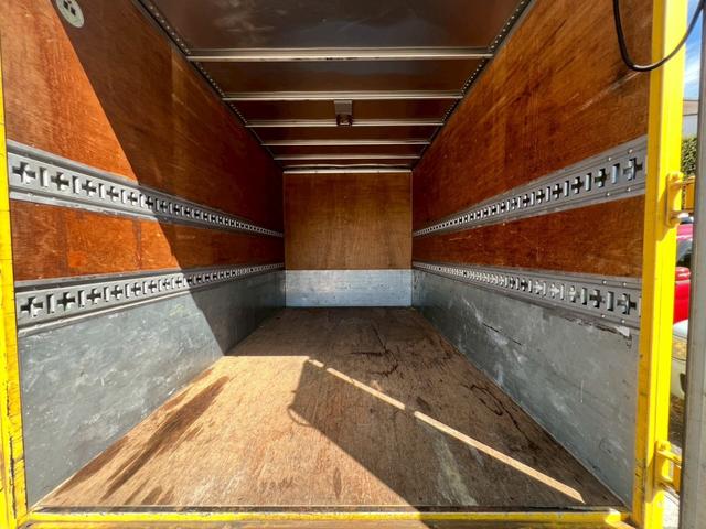 エルフトラック MT 後輪ダブル ETC バックカメラ 運転席エアバッグ(8枚目)