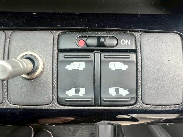 ステップワゴン G スマートスタイルエディション ETC TV 両側電動スライドドア オートライト スマートキー 後席モニター 3列シート AT アルミホイール CD DVD再生 USB Bluetooth ABS ESC エアコン(4枚目)