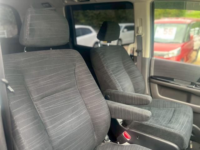 ステップワゴン G スマートスタイルエディション ETC TV 両側電動スライドドア オートライト スマートキー 後席モニター 3列シート AT アルミホイール CD DVD再生 USB Bluetooth ABS ESC エアコン(8枚目)