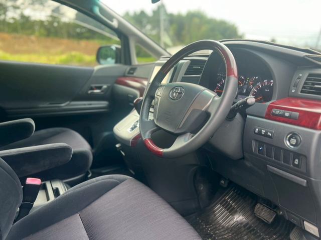 ヴェルファイア 2.4Z ドライブレコーダー ETC バックカメラ TV クリアランスソナー オートクルーズコントロール 両側スライド・片側電動 スマートキー 後席モニター 3列シート AT アルミホイール CD DVD再生(9枚目)