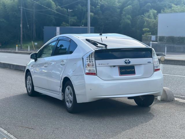 プリウス S ETC クリアランスソナー バックカメラ TV アルミホイール AT スマートキー 電動格納ミラー CD DVD再生 エアコン パワーステアリング パワーウィンドウ(18枚目)