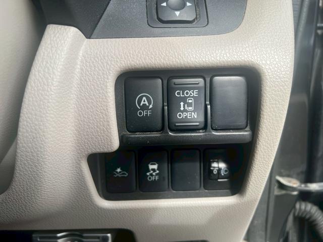 デイズルークス Ｘ　ＥＴＣ　全周囲カメラ　両側スライド・片側電動　衝突被害軽減システム　スマートキー　アイドリングストップ　ベンチシート　ＣＶＴ　盗難防止システム　ＡＢＳ　ＥＳＣ　アルミホイール　衝突安全ボディ　エアコン（6枚目）