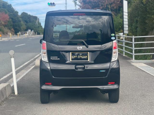 デイズルークス Ｘ　ＥＴＣ　全周囲カメラ　両側スライド・片側電動　衝突被害軽減システム　スマートキー　アイドリングストップ　ベンチシート　ＣＶＴ　盗難防止システム　ＡＢＳ　ＥＳＣ　アルミホイール　衝突安全ボディ　エアコン（17枚目）