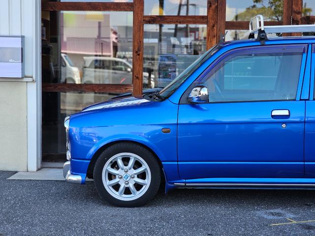 ミラジーノ ミニライトスペシャルターボ　全席取り外し清掃済　ターボ　車高調　社外マフラー　ミニライトホイール　ルーフキャリア　リアスポイラー　ＬＥＤテール　社外ナビ　地デジ　Ｂｌｕｅｔｏｏｔｈ　社外シートカバー　後期グリル　２眼メーター（10枚目）