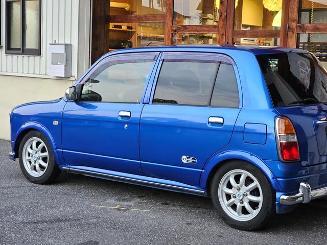 ミラジーノ ミニライトスペシャルターボ 全席取り外し清掃済 ターボ 5MT ローダウン D-SPORTSショック 社外エアクリ オーバーフェンダー メッシュグリル センターマフラー 社外フロントパイプ ショートシフト MOMOステアリング(13枚目)