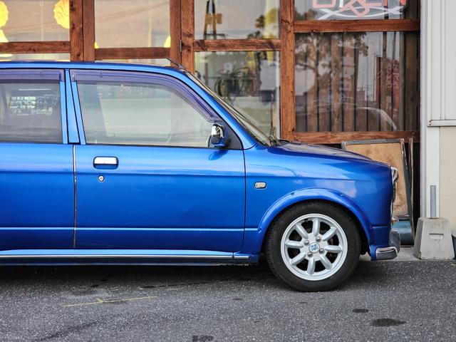 ミラジーノ ミニライトスペシャルターボ 全席取り外し清掃済 ターボ 5MT ローダウン D-SPORTSショック 社外エアクリ オーバーフェンダー メッシュグリル センターマフラー 社外フロントパイプ ショートシフト MOMOステアリング(30枚目)