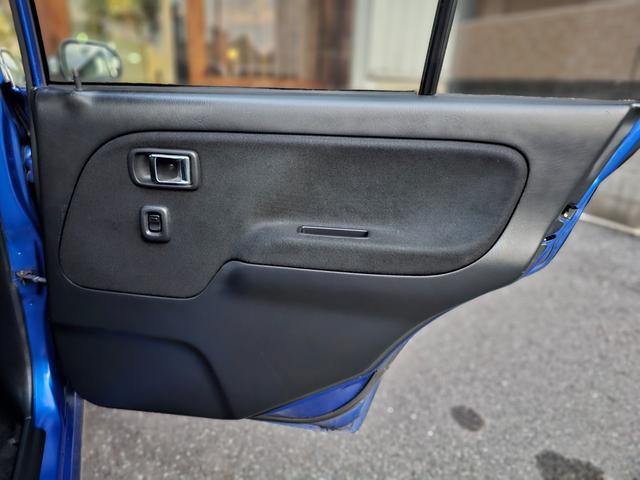 ミラジーノ ミニライトスペシャルターボ 全席取り外し清掃済 ターボ 5MT ローダウン D-SPORTSショック 社外エアクリ オーバーフェンダー メッシュグリル センターマフラー 社外フロントパイプ ショートシフト MOMOステアリング(60枚目)