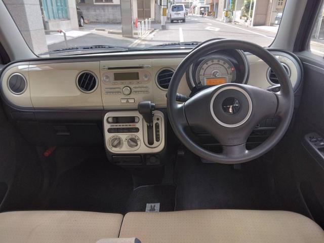 アルトラパン Ｘ　ＣＤ　スマートキー　電動格納ミラー　ＡＷ１４インチ　ベンチシート　フルフラット　盗難防止システム　ＡＢＳ　エアコン　パワーウィンドウ　パワーステアリング　運転席・助手席エアバック　衝突安全ボディ（4枚目）