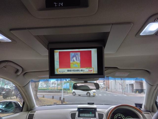 シーマ 450VIP ローダウン パワーシート ETC ナビ バックカメラ 後席モニター TV CD DVD コーナーセンサー HIDヘッドライト キーレス AW18インチ オートエアコン クルコン シートヒーター(13枚目)