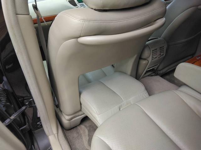 シーマ 450VIP ローダウン パワーシート ETC ナビ バックカメラ 後席モニター TV CD DVD コーナーセンサー HIDヘッドライト キーレス AW18インチ オートエアコン クルコン シートヒーター(34枚目)