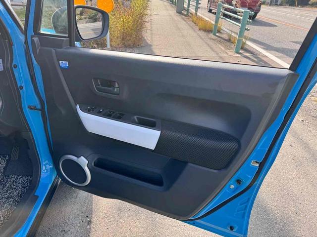 ハスラー Ｘターボ　ＥＴＣ　ナビ　ＴＶ　衝突被害軽減システム　ＨＩＤ　スマートキー　アイドリングストップ　電動格納ミラー　シートヒーター　ベンチシート　ＣＶＴ　盗難防止システム　ＡＢＳ　ＥＳＣ　アルミホイール（64枚目）