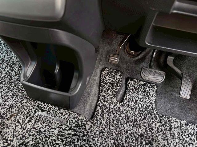 ハスラー Ｘターボ　ＥＴＣ　ナビ　ＴＶ　衝突被害軽減システム　ＨＩＤ　スマートキー　アイドリングストップ　電動格納ミラー　シートヒーター　ベンチシート　ＣＶＴ　盗難防止システム　ＡＢＳ　ＥＳＣ　アルミホイール（71枚目）