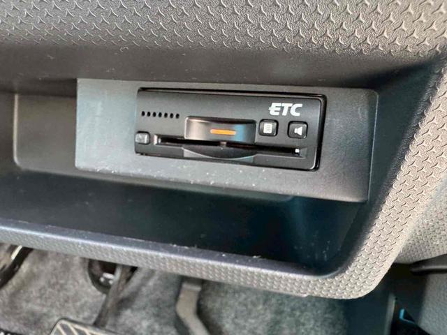 ハスラー Ｘターボ　ＥＴＣ　ナビ　ＴＶ　衝突被害軽減システム　ＨＩＤ　スマートキー　アイドリングストップ　電動格納ミラー　シートヒーター　ベンチシート　ＣＶＴ　盗難防止システム　ＡＢＳ　ＥＳＣ　アルミホイール（73枚目）