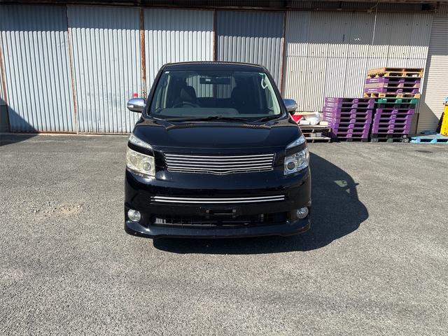 ヴォクシー ＺＳ　煌ＩＩ（2枚目）