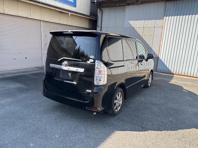 ヴォクシー ＺＳ　煌ＩＩ（8枚目）