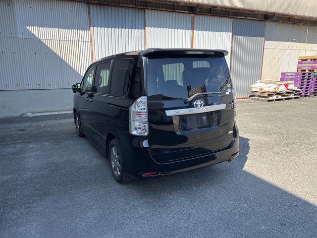 ヴォクシー ＺＳ　煌ＩＩ（9枚目）