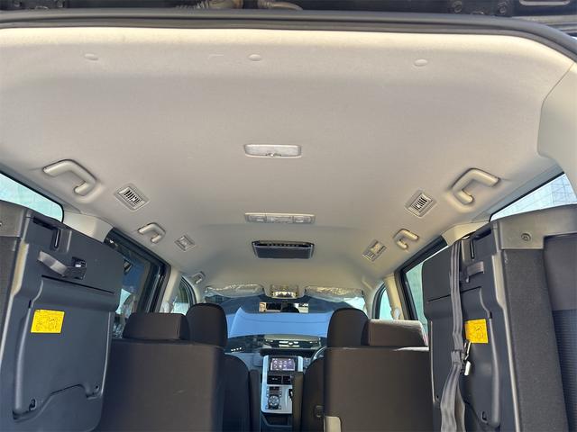 ヴォクシー ＺＳ　煌ＩＩ（12枚目）