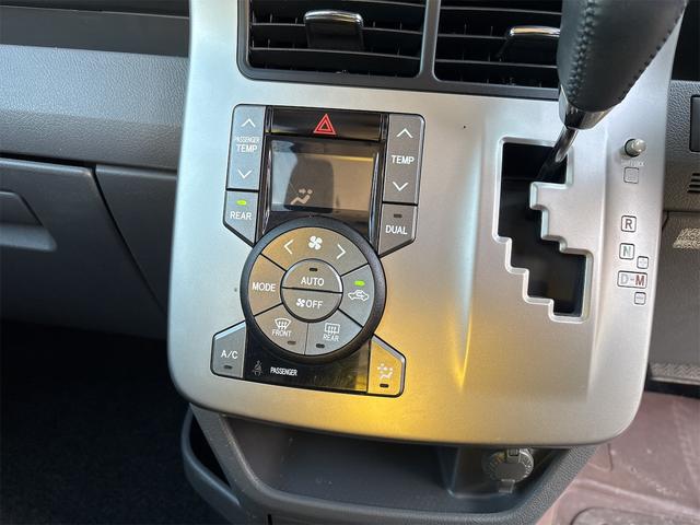 ヴォクシー ＺＳ　煌ＩＩ（27枚目）