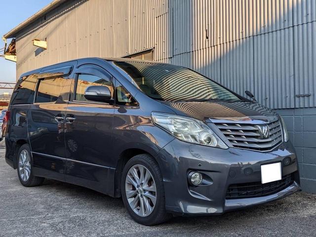 アルファード 　バックカメラ　ナビ　ＴＶ　クリアランスソナー　ＨＩＤ　スマートキー　電動格納ミラー　後席モニター　３列シート　フルフラット　オットマン　ＣＶＴ　アルミホイール　ＣＤ　ミュージックプレイヤー接続可（13枚目）