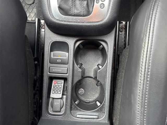 シャラン 　ＥＴＣ　バックカメラ　ナビ　クリアランスソナー　パークアシスト　両側スライドドア　オートライト　スマートキー　アイドリングストップ　シートヒーター　３列シート　ＡＴ　ルーフレール　アルミホイール（40枚目）