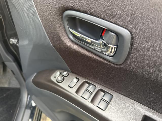 ソリオ X ETC 両側スライド・片側電動 オートライト スマートキー 電動格納ミラー ウォークスルー CVT アルミホイール 盗難防止システム 衝突安全ボディ ABS エアコン パワーステアリング(11枚目)