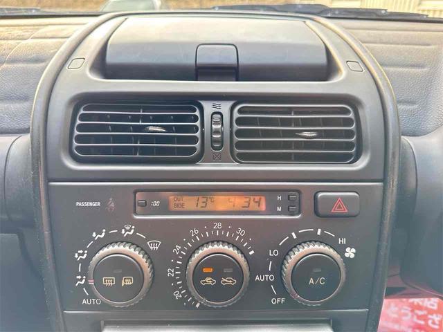 アルテッツァ ＡＳ２００　ワンオーナー　禁煙車　ＥＴＣ　ＨＩＤ　ＭＴ　キーレスエントリー　記録簿　衝突安全ボディ　ＡＢＳ　エアコン　パワーステアリング　パワーウィンドウ（5枚目）