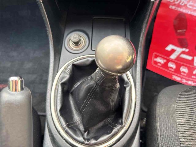 アルテッツァ ＡＳ２００　ワンオーナー　禁煙車　ＥＴＣ　ＨＩＤ　ＭＴ　キーレスエントリー　記録簿　衝突安全ボディ　ＡＢＳ　エアコン　パワーステアリング　パワーウィンドウ（6枚目）