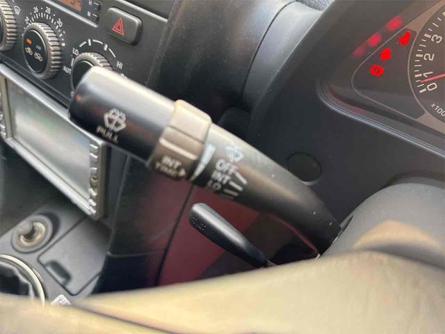 アルテッツァ ＡＳ２００　ワンオーナー　禁煙車　ＥＴＣ　ＨＩＤ　ＭＴ　キーレスエントリー　記録簿　衝突安全ボディ　ＡＢＳ　エアコン　パワーステアリング　パワーウィンドウ（8枚目）