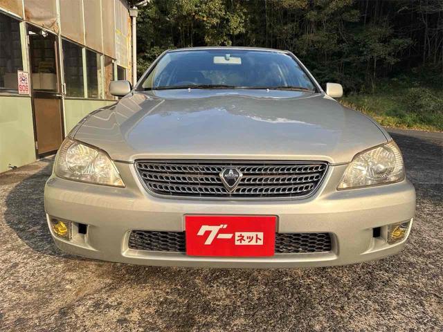 アルテッツァ ＡＳ２００　ワンオーナー　禁煙車　ＥＴＣ　ＨＩＤ　ＭＴ　キーレスエントリー　記録簿　衝突安全ボディ　ＡＢＳ　エアコン　パワーステアリング　パワーウィンドウ（12枚目）