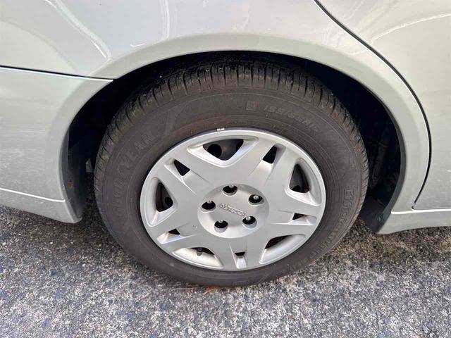 アルテッツァ ＡＳ２００　ワンオーナー　禁煙車　ＥＴＣ　ＨＩＤ　ＭＴ　キーレスエントリー　記録簿　衝突安全ボディ　ＡＢＳ　エアコン　パワーステアリング　パワーウィンドウ（24枚目）