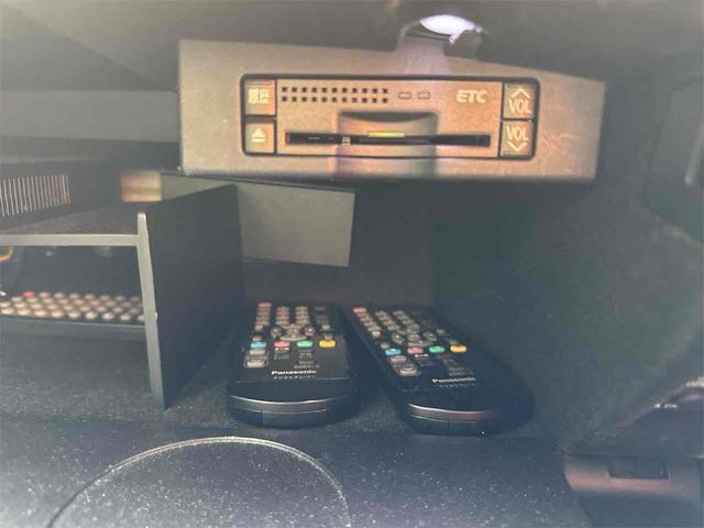 IS IS250 バージョンL ETC クリアランスソナー オートクルーズコントロール バックカメラ ナビ アルミホイール HID サンルーフ AT スマートキー 電動格納ミラー 盗難防止システム パワーシート CD MD USB(4枚目)