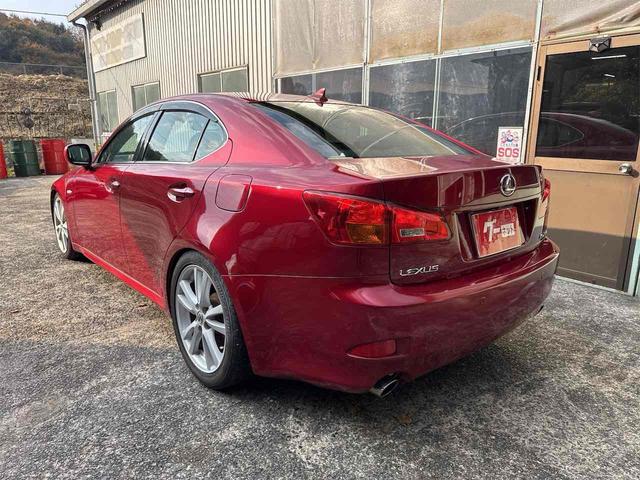 IS IS250 バージョンL ETC クリアランスソナー オートクルーズコントロール バックカメラ ナビ アルミホイール HID サンルーフ AT スマートキー 電動格納ミラー 盗難防止システム パワーシート CD MD USB(16枚目)